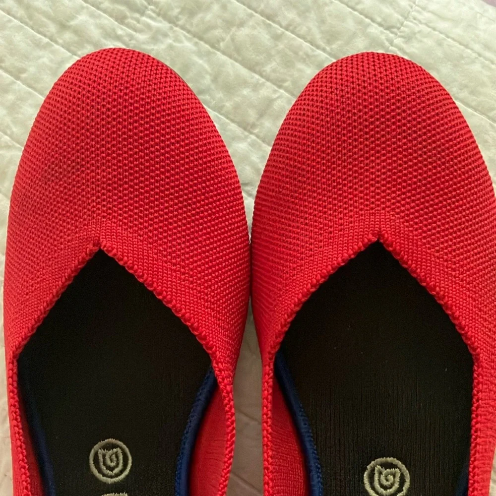 Like new! Rothy’s round toe flats - Picture 2 of 6